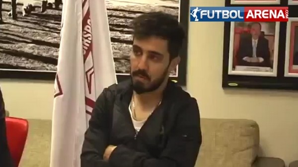 Basının önünde futbolcu ile başkan kavga etti