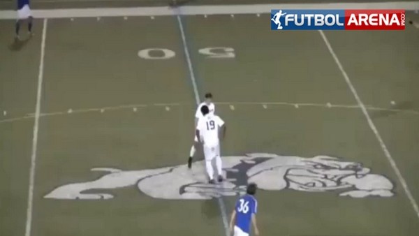 Orta sahanın gerisinden muhteşem gol