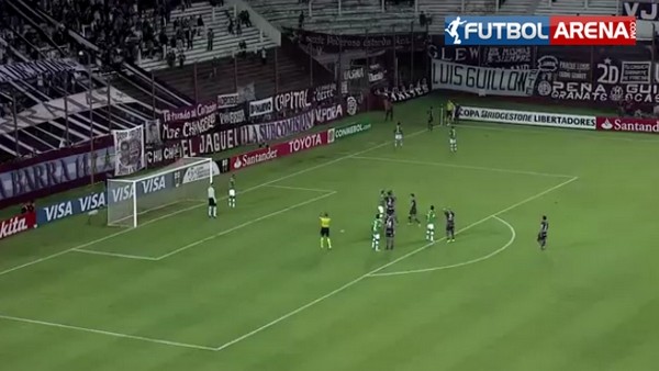 Eski G.Saraylı Mondragon fena avlandı!