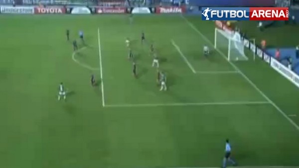 Kolombiya'da çılgın bir gol!