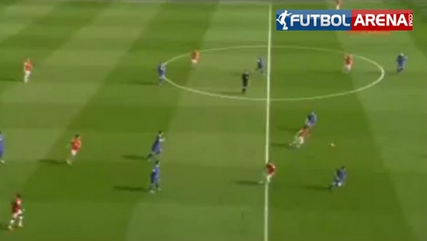 Bu hamle Mesut'u durduramadı!