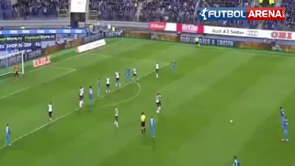 Hulk'tan inanılmaz bir gol! Mermi gibi...