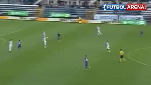  İşte Bu Da Dünyanın En Kötü Şutu!