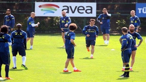 Caner Erkin'den idmanda şoke eden el hareketi!