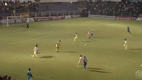 Libertadores'te yine çılgın bir gol