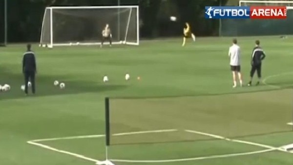 Negredo'dan antrenmanda şahane gol