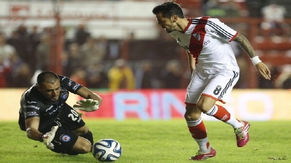 Eski Trabzonlu attı, River Plate lider oldu!
