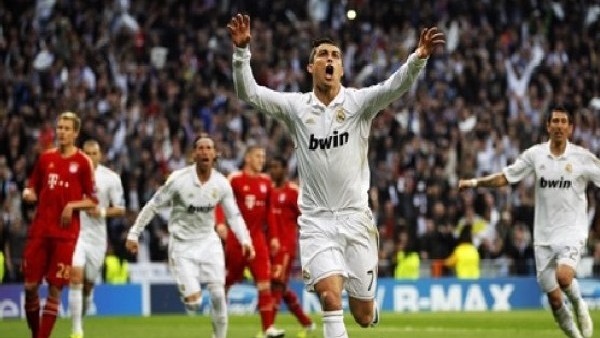 Ronaldo'dan müthiş zeka golü!