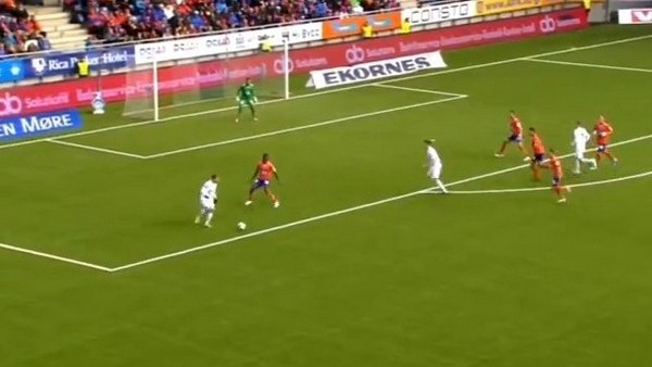 Norveç'te bir Alex golü! Herkes dondu kaldı...