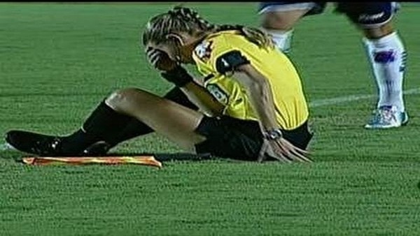 Güzel hakemden skandal karar!