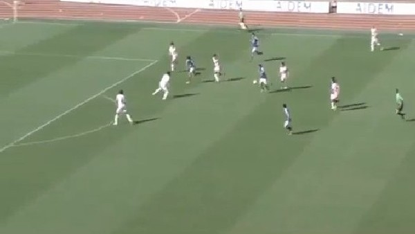 Japonya efsanesi Nakamura'dan muhteşem gol