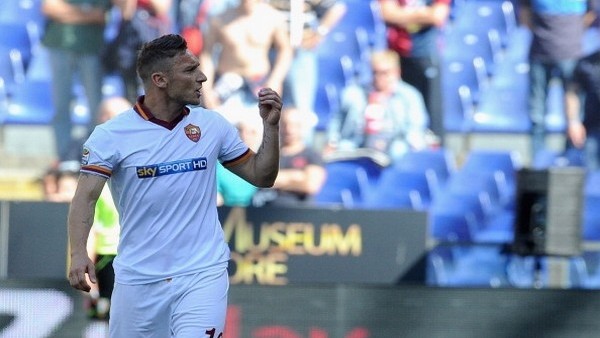 Totti bu kez abarttı! İnanılmaz falso...