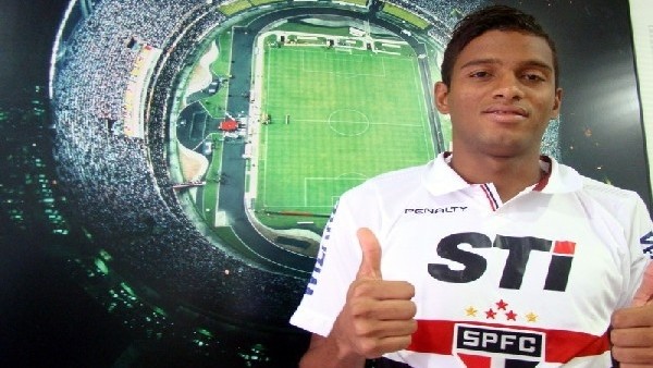 Trabzonspor, Brezilya'da sol bek avında