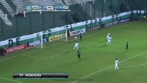 Arjantin'de muhteşem topuk golü