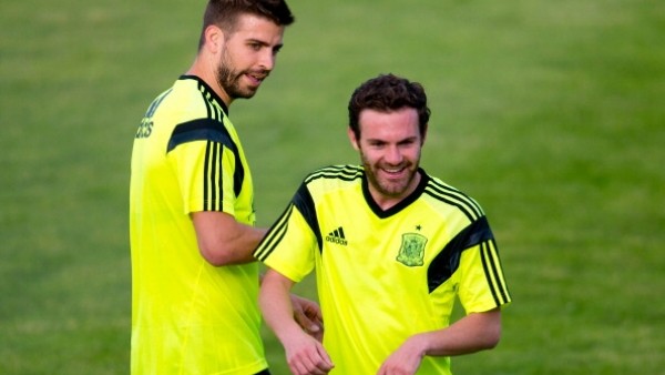 Juan Mata'dan antrenmanda çılgın füze!