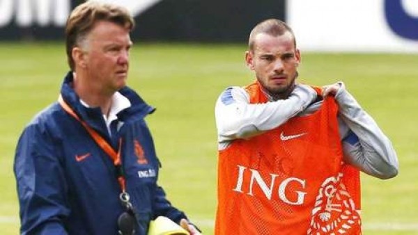 Sneijder idmanda fena fırça yedi!