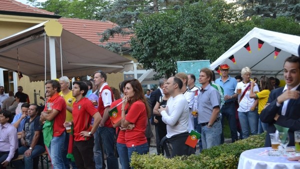 Alman taraftarlar sevinçten çıldırdı