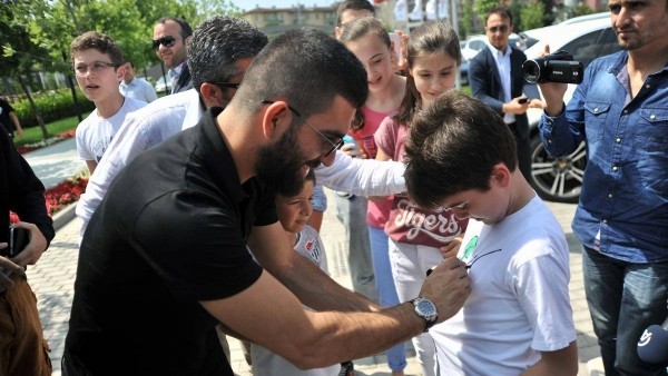 Arda Turan'dan Barcelona açıklaması