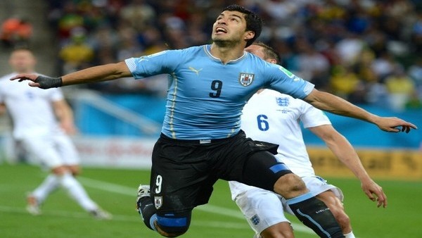 Luis Suarez futbolu bıraktı, host oldu! Olay...