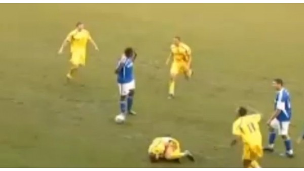 Tekmeler yumruklar havada uçuştu!