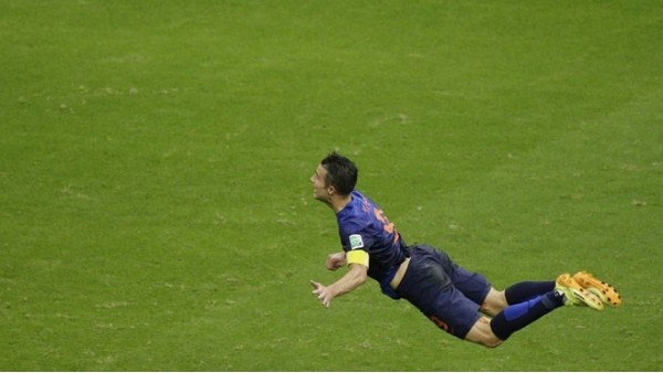 Van Persie'nin golüne bunu da yaptılar