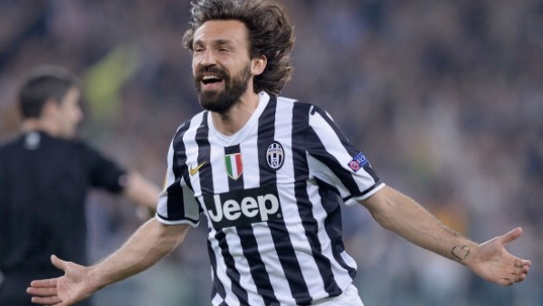 Pirlo frikikte kendini aştı! Akılalmaz vuruş tekniği...