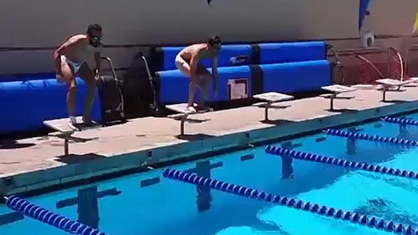 Real Madrid'in yıldızları yüzmede kozlarını paylaştı!