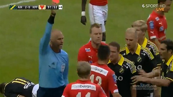 AIK ile Kalmar arasında oynanan maç olaylı bitti!