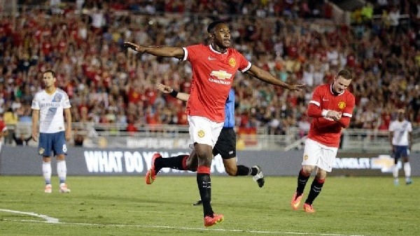 Welbeck uzaklardan tam köşeye nişanladı! Müthiş gol...