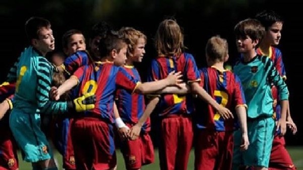 Barca'lı miniklerden gol şov!