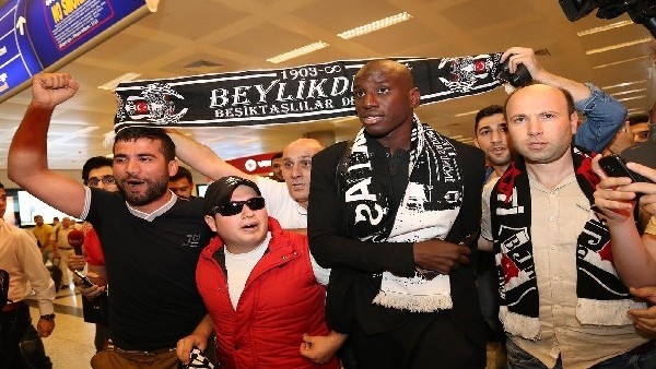 Demba Ba, İstanbul'a geldi