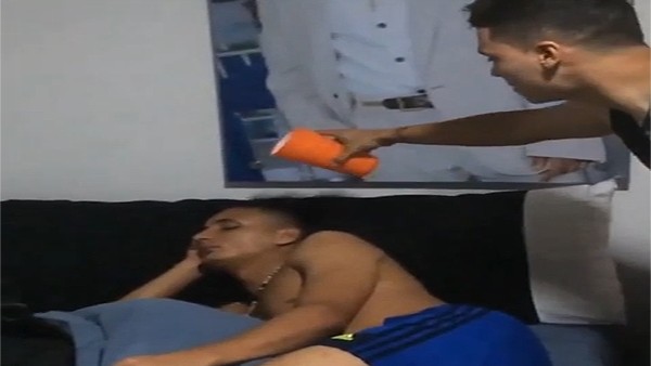 Quintero'dan takım arkadaşına eşek şakası!