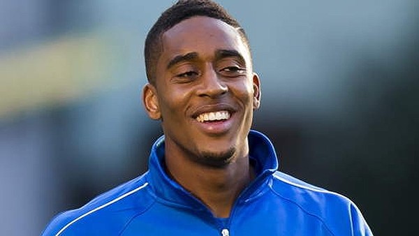 Leroy Fer'den fantastik düğün dansı!