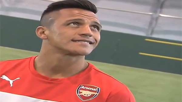 Alexis Sanchez formayı giydi!