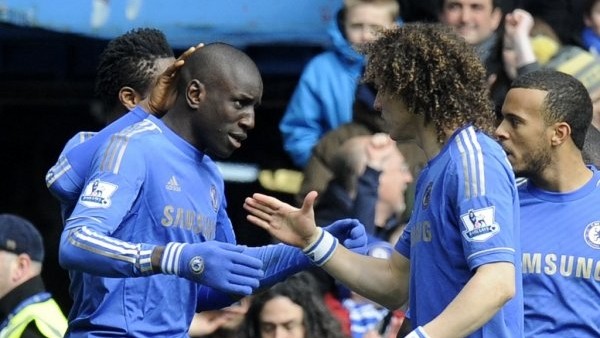 Ünlü işadamı Chelsea'li yıldızı getiriyor