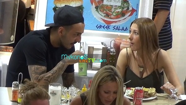 Kartal'ın gözdesi Mitroglou, Mykonos'ta yakalandı!