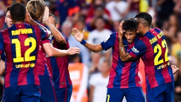 Neymar'dan topuk golü