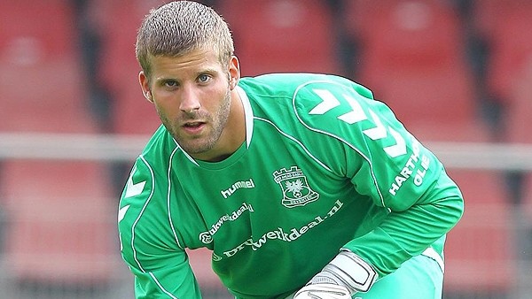 Meslektaşını fena avladı...