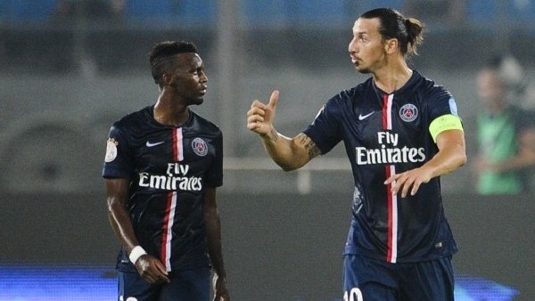 Ibrahimovic'ten harika gol! Kaleci çaresiz...