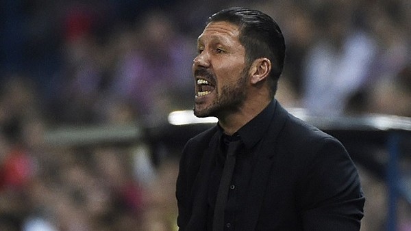 Diego Simeone'den yan hakeme tokat!