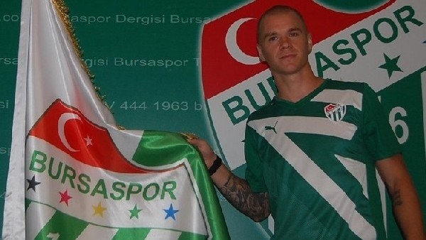 Bursaspor, Holmen ile sözleşme imzaladı