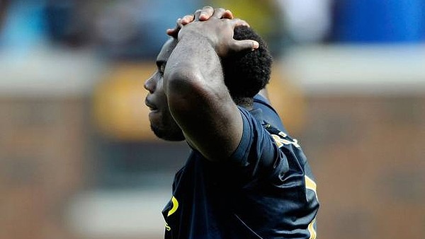 Micah Richards, penaltıyı gökyüzüne vurdu!