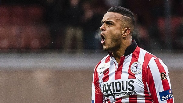 Süper Mario'dan 3 puanı getiren füze!