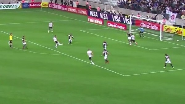 Renato Augusto'dan Muhteşem Plase