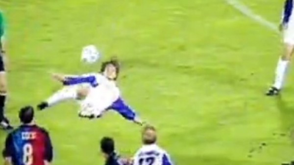 Devler Ligi'nde atılan akrobatik goller