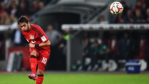 Hakan'dan Mükemmel Frikik Golü!