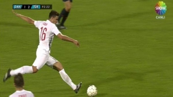 Ozan Tufan'dan İnanılmaz Gol