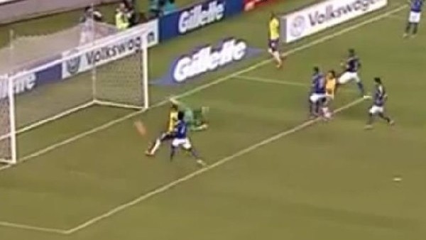 Neymar'ın İçine Guiza Kaçmış! Bu Gol Kaçar Mı?