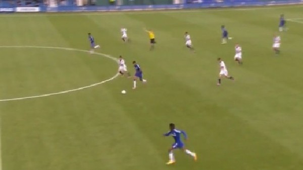 Genç Chelsea'li rakibi ipe dizdi! Müthiş çalımlar...