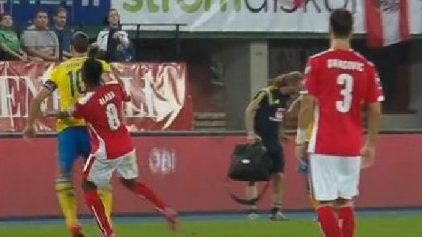 Ibrahimovic'ten Alaba'ya ŞOK hareket!